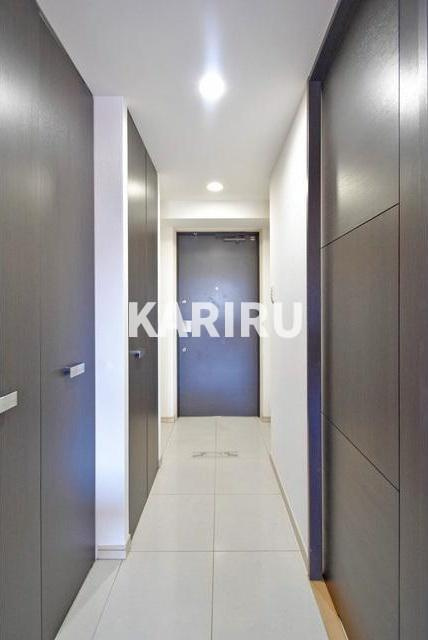 ISM谷町六丁目の玄関