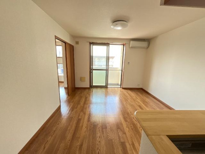 【居間・リビング】 | ハイムコミヤマ | リビング