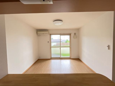 【居間・リビング】 | エーデルハイム岩波 | リビング