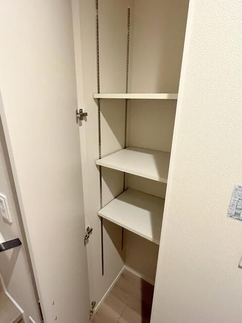 西東京市西原町５丁目の賃貸マンションの玄関