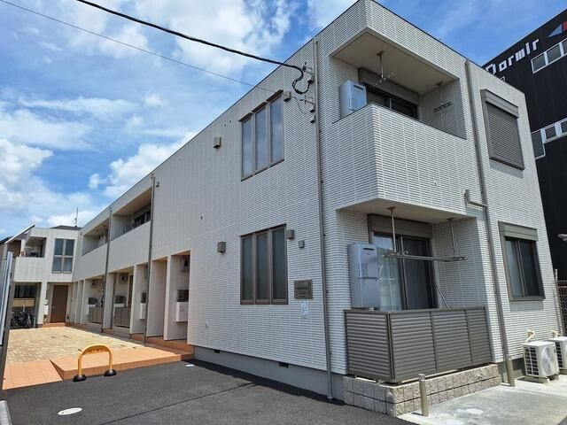 西東京市西原町５丁目の賃貸マンションの外観