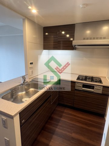 レーベン清瀬ザタワーのキッチン