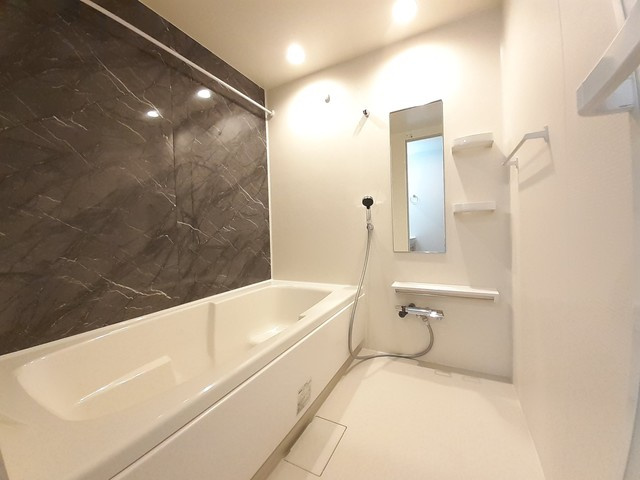 グレースヴィラージュ弐番館の浴室