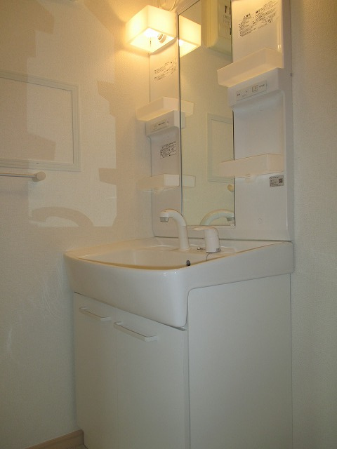 ルミエールの独立洗面台