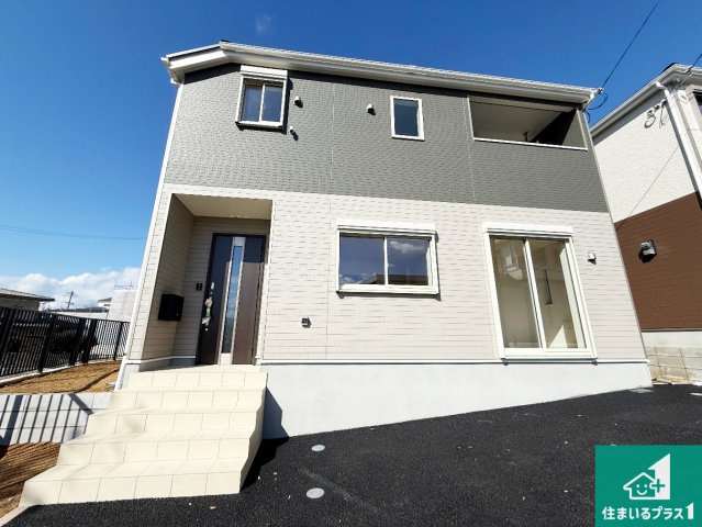 岸和田市池尻町　第3期　新築一戸建ての外観|お客様に長く安心して住んでいだだける事にこだわった家づくり！住んでからのアフターサービスにもしっかりと取り組んでいます！