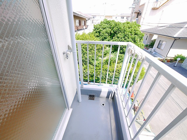 コーポ三和新大宮Ⅱ号館のバルコニー