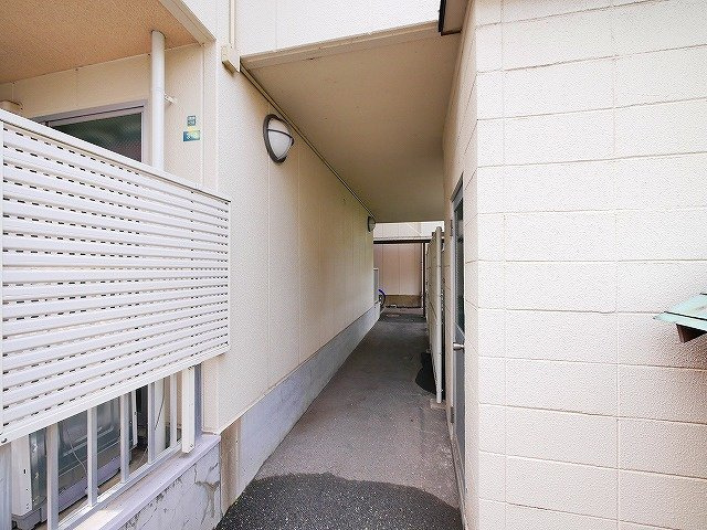 コーポ三和新大宮Ⅱ号館のその他|入口です