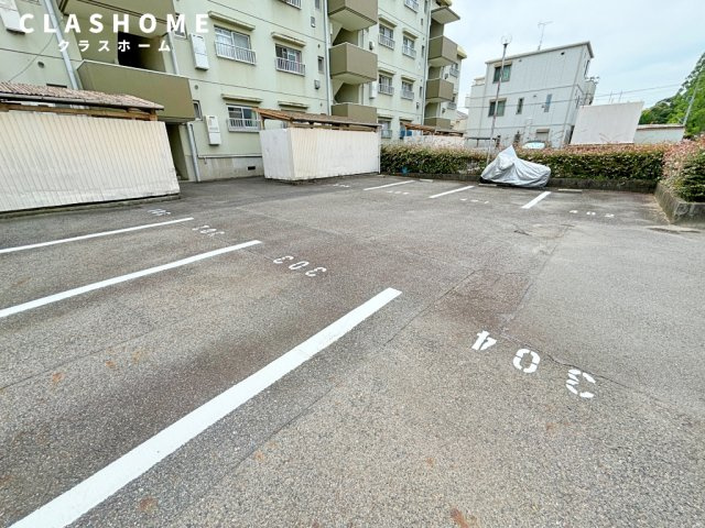 ホーメーマンション 　　刈谷市の賃貸ならクラスホーム刈谷店の駐車場