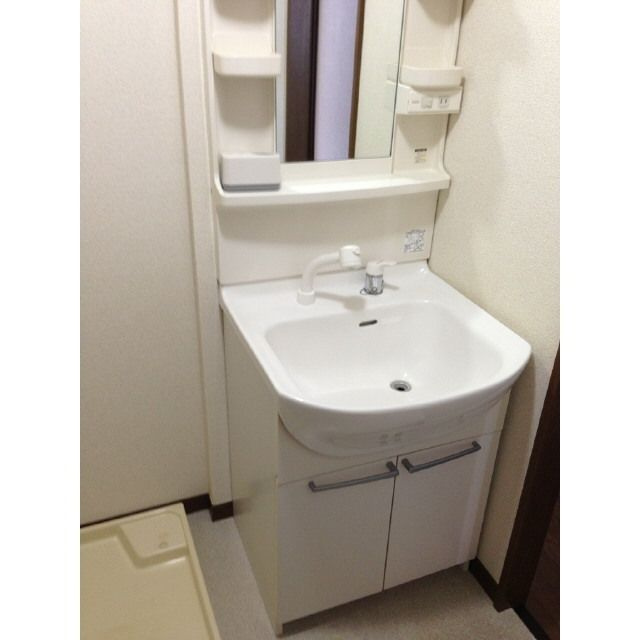 アンプルールフェールウィンドの洗面所