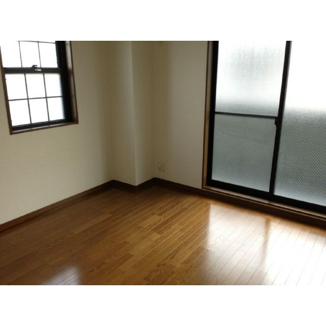 アンプルールフェールウィンドの居間・リビング