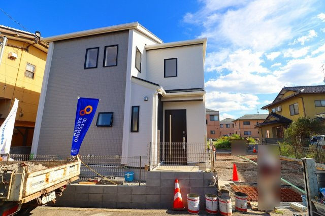 新築戸建・建売　福島市瀬上町幸町　長期優良住宅　瀬上小・北信中の前面道路含む現地写真