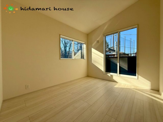 上尾市泉台2丁目2期　新築戸建　ブルーミングガーデン01の子供部屋|２階洋室：5.2帖