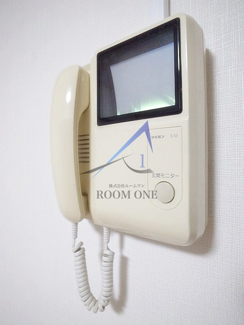 目白ガーデニアのセキュリティ|モニター付きインターホンです。