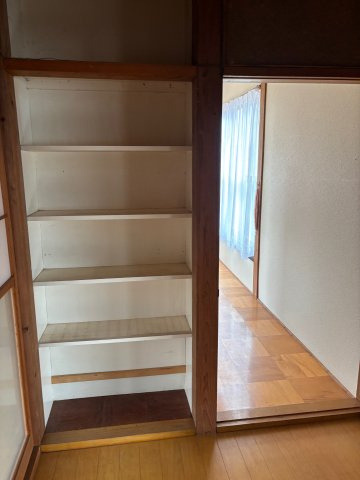 見附市緑町　中古戸建【商談中】の収納