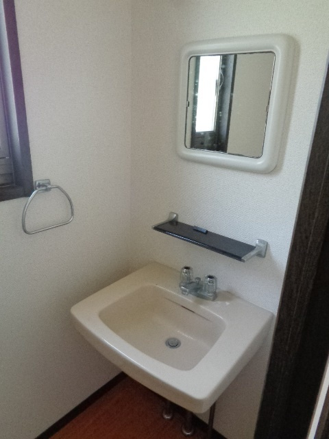 永田邸Aの洗面所