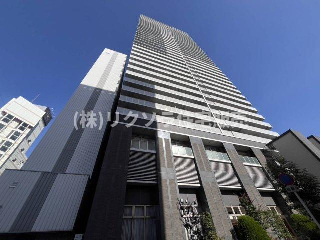 ロイヤルメドゥ香里園タワーの外観|新しい生活にいかがでしょうか？外観はお住まいの顔になります。こだわりたいポイントですね。水回りリフォームやリノベーションも承ってます。
■現地見学・資金計画相談・住宅ローン相談もお問合せ受付中■