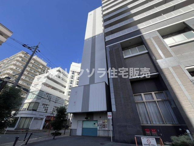 ロイヤルメドゥ香里園タワーの駐車場|■物件内覧・資金計画相談・住宅ローン相談、リフォーム相談、お問合せ受付中■
※当日・翌日のご内覧、ご相談はお電話でのお問合せがスムーズです！