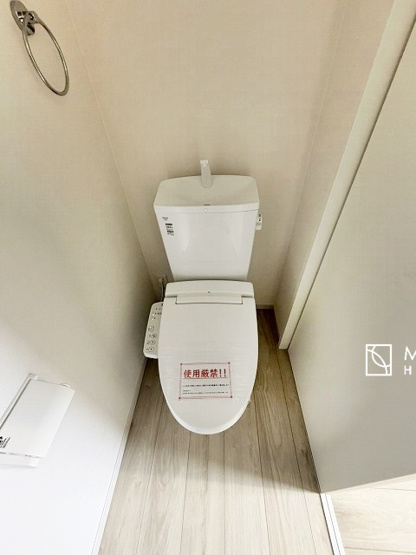 【トイレ】 | おしり洗浄、ビデ洗浄、暖房便座の機能を標準装備。トイレットペーパーの無駄遣いを防ぎ、肌を傷つける心配がありません♪