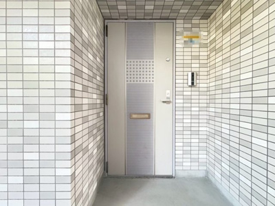 【玄関】 | ウィステリア千里