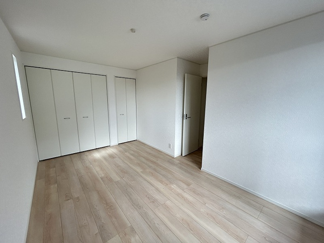 【洋室】 | 各務原市那加新田町2丁目