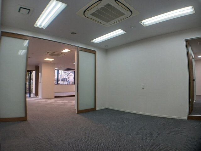 壱番館白川の内装