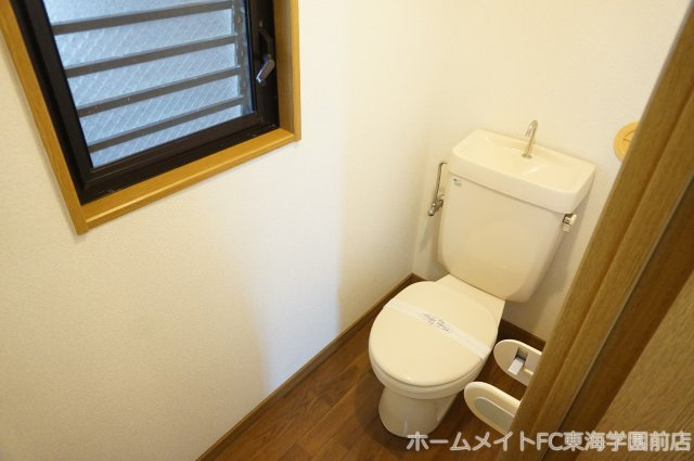 熊本市中央区本山町の賃貸マンションのトイレ