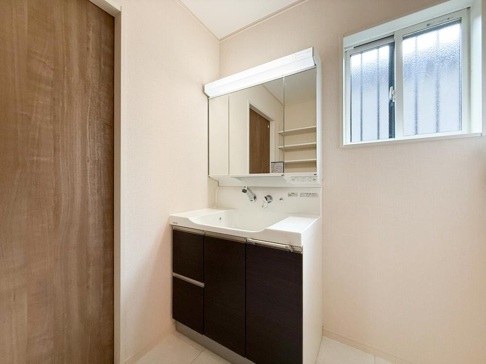 栃木市平柳町3丁目　新築戸建Bの独立洗面台