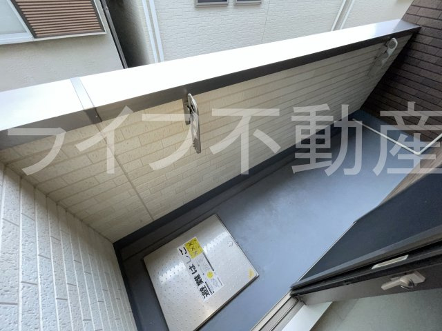 F asecia Luisのバルコニー|外からの目が気にならないバルコニーで洗濯物が干せます