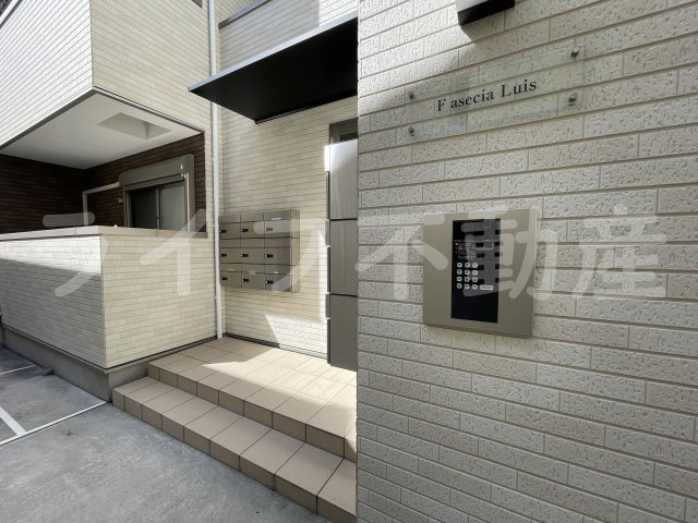 F asecia Luisのエントランス|清潔なエントランスです