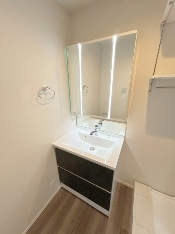 仮　南小岩５丁目メゾンの独立洗面台|独立洗面台