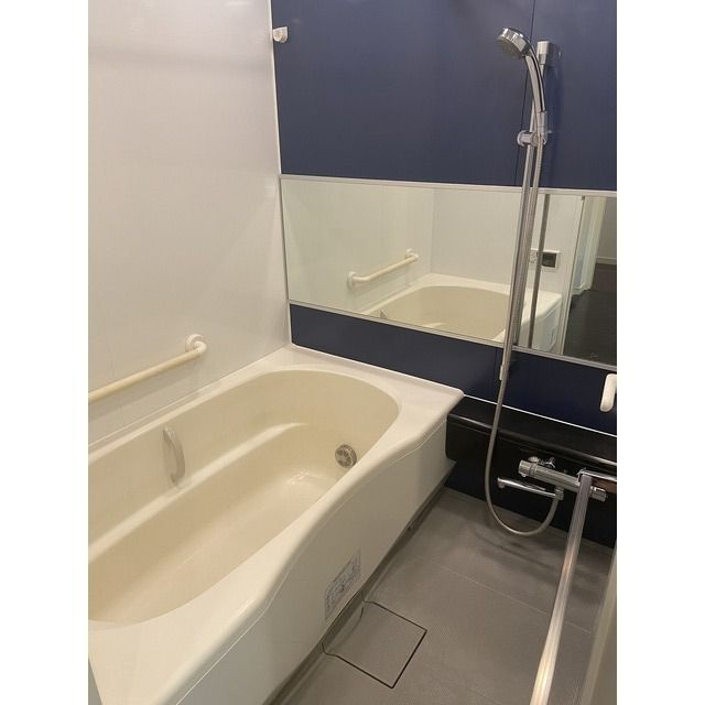 ＫＷレジデンス桜新町の浴室