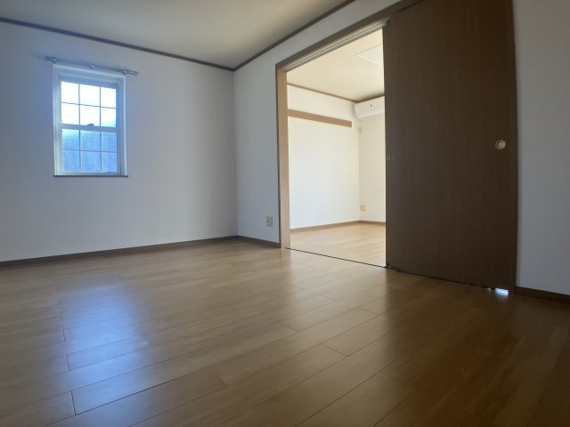 パールヒルズ K・Hの居間・リビング