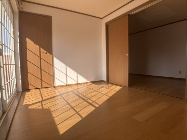 パールヒルズ K・Hの洋室