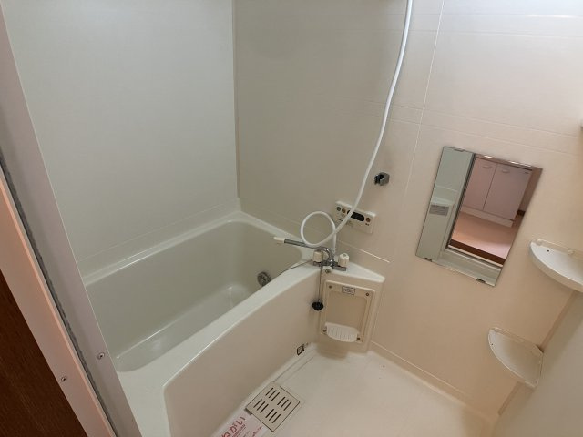 パールヒルズ K・Hの浴室