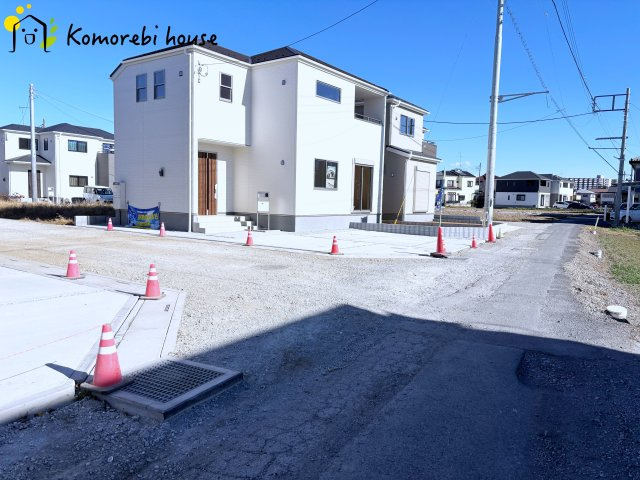 鴻巣松原　2期　新築一戸建て　リーブルガーデン　03の前面道路含む現地写真|11/13　撮影