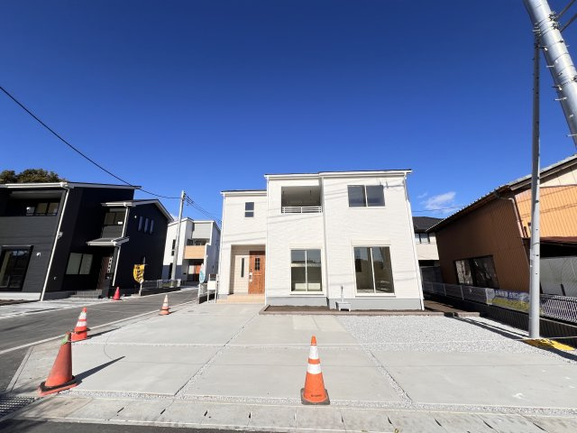 新築　藤岡市藤岡第34　Livele Garden.S　4号棟の駐車場|現地写真　駐車スペースは並列2台分可能です！
