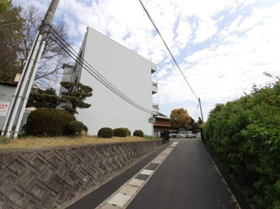 【周辺】 | ア・ラ・モード・ピュアＢ | 善通寺市立南部小学校まで2900m