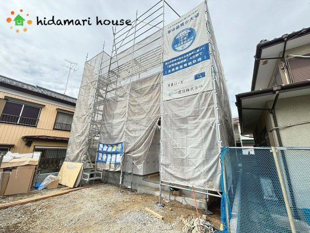蓮田市末広1丁目　新築戸建　リーブルガーデン01の外観