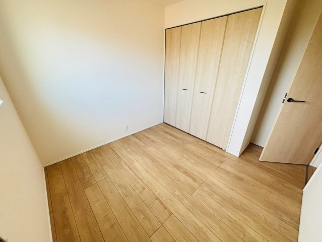 リナージュ／中央区出水6丁目第4期／2号棟の洋室