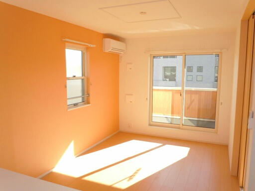 サンリットガーデンKの居間・リビング