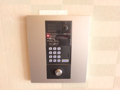 【セキュリティ】 | ラビットビル | オートロックつきです