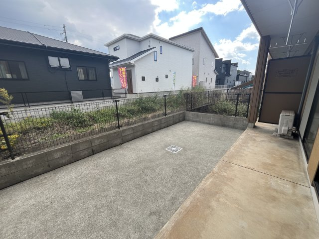 ロイヤルハイツの庭