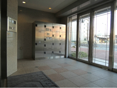 【エントランス】 | カスタリア要町 | 落ち着いたエントランスです