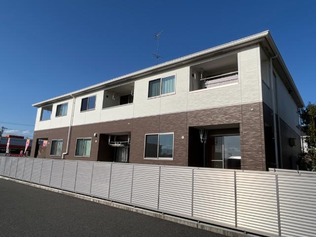 スリー・フィールド