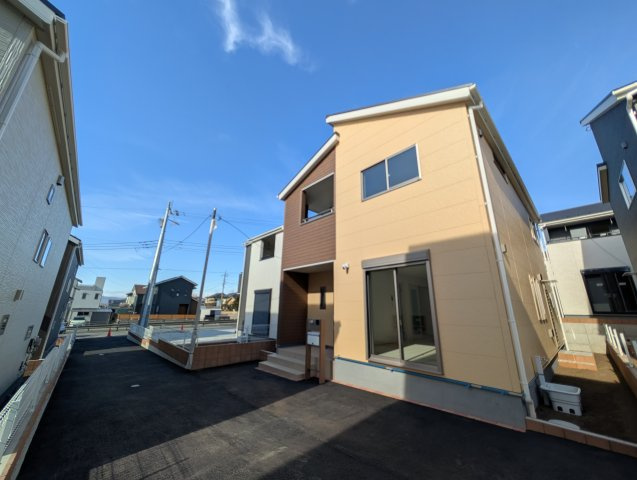 【外観】 | フォーセール前橋市富士見町第3時沢ー⑦ | 全棟IOT住宅仕様です！
時沢小学校まで徒歩5分！
全棟防犯カメラ2ヵ所設置！