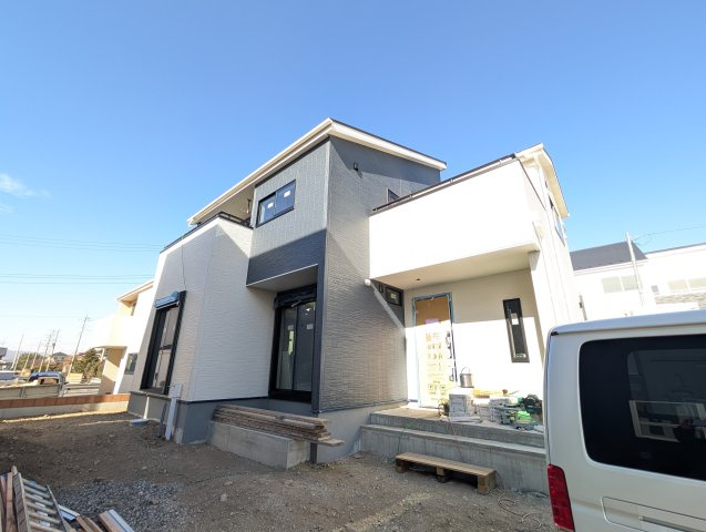 【外観】 | フォーセール前橋市富士見町第3時沢ー⑤ | 全棟IOT住宅仕様です！
時沢小学校まで徒歩5分！
全棟防犯カメラ2ヵ所設置！