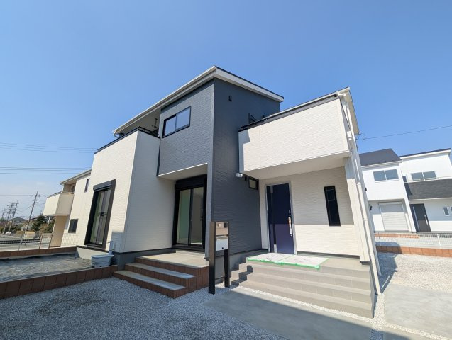 【外観】 | フォーセール前橋市富士見町第3時沢ー⑤ | 全棟IOT住宅仕様です！
時沢小学校まで徒歩5分！
全棟防犯カメラ2ヵ所設置！