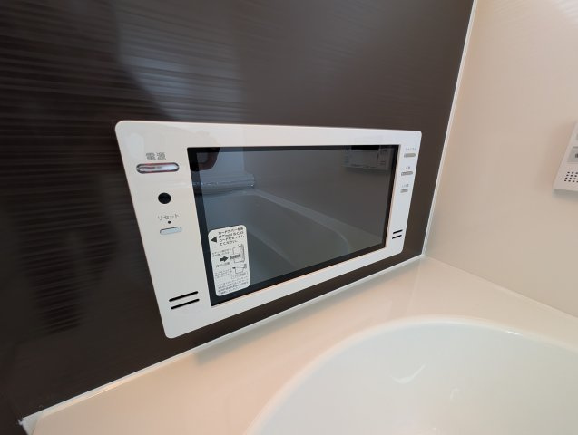 【設備】 | フォーセール前橋市富士見町第3時沢ー② | 浴室には16インチのTVが標準装備♪