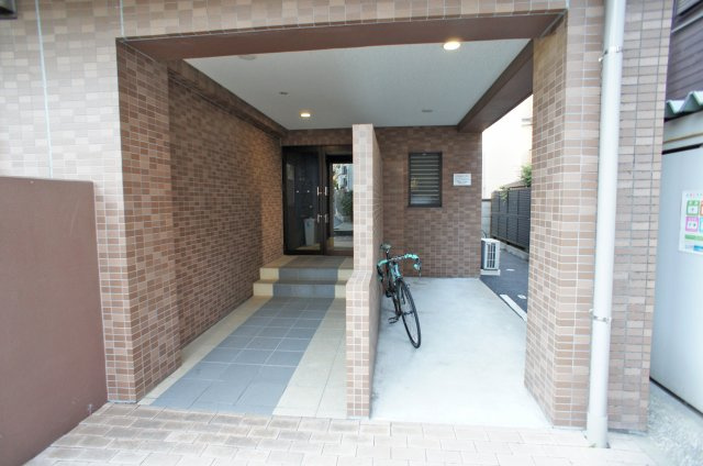 Wisteria六本木のエントランス