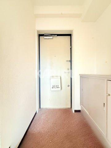 ヴェルドミールの玄関